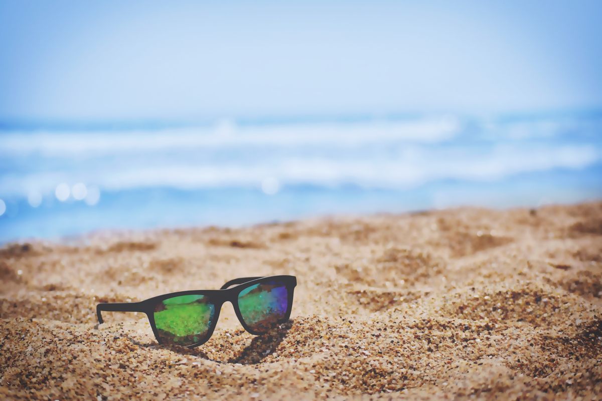 Choose the Best Polarized Sunglasses Based on Water Color, Depth, and Clarity - Always Have UV Protection
